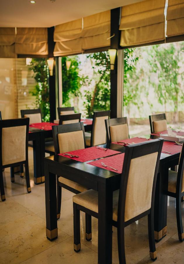 Ashur Hotel Dukhan 外观 照片