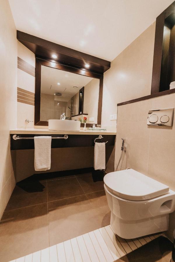 Ashur Hotel Dukhan 外观 照片